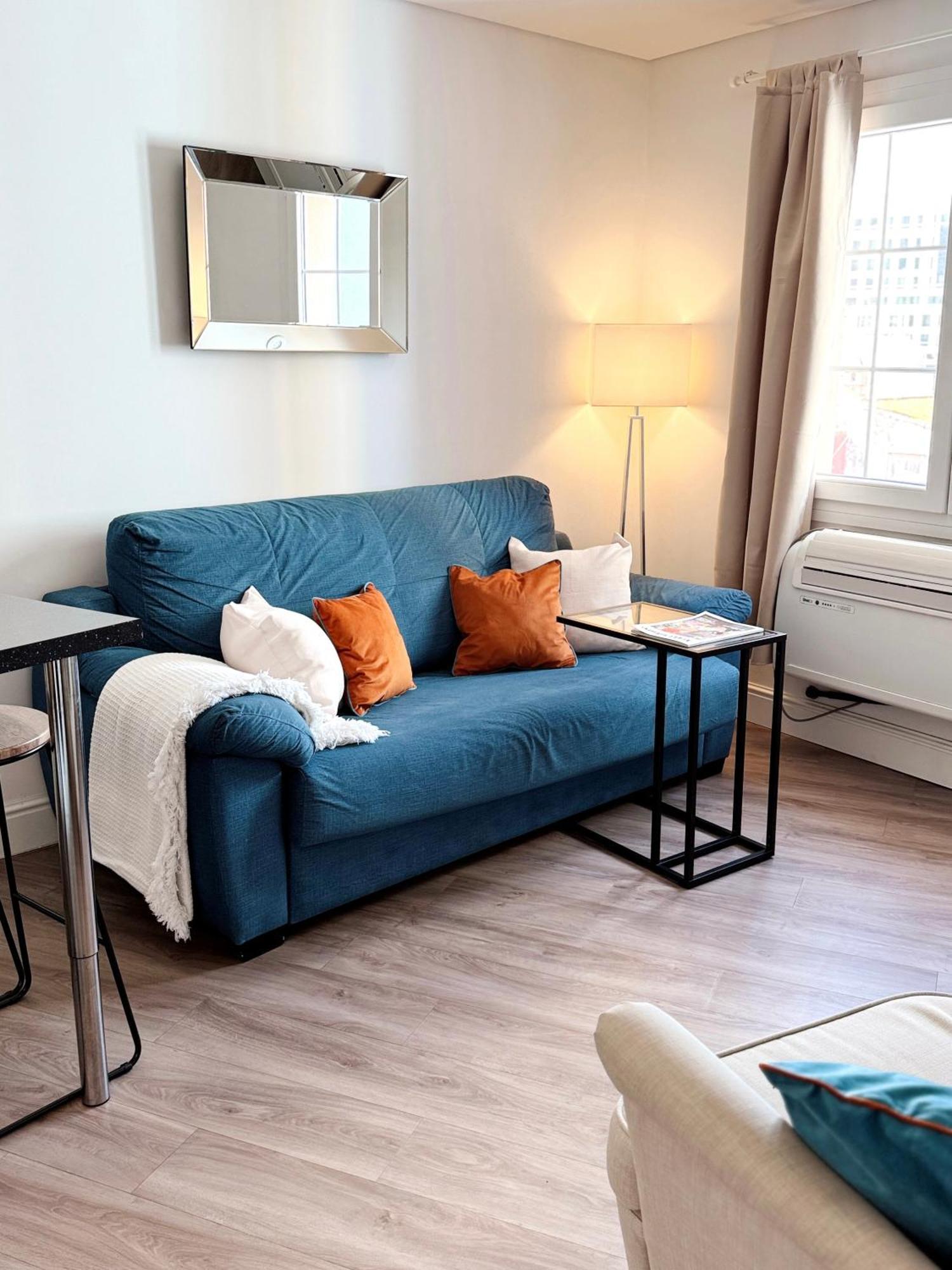 Deluxe City Centre Two Bedroom - Grand Central House Gibraltar Buitenkant foto